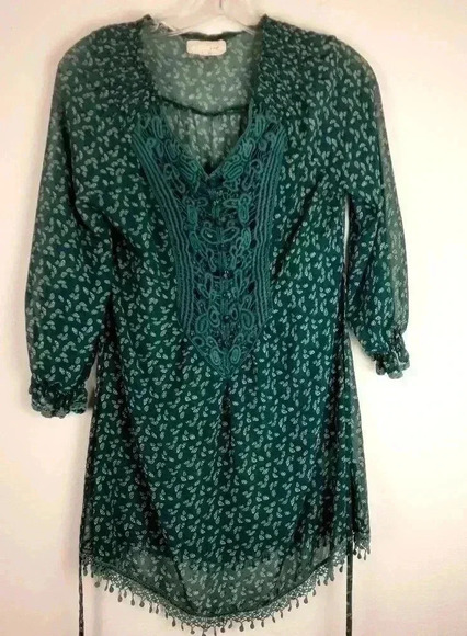 A'reve Sheer top Size Small EUC - Picture 1 of 9